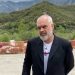‘Tepelenë -Himarë për 1 orë’/ Rama shfaqet mes maleve të Labërisë, inspekton punimet në lumin e Vlorës: Bletët i keni të mira, por…