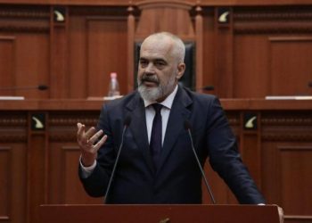 Rama ‘i djeg’ premtimin Bashës: Teatrin e vjetër do ta rindërtojmë, kemi projektin origjinal…