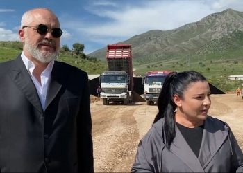 “Nga rihapja e garës për aeroportin tek Lungomare 3”, Rama tregon projektet që do të rinisin në Vlorë