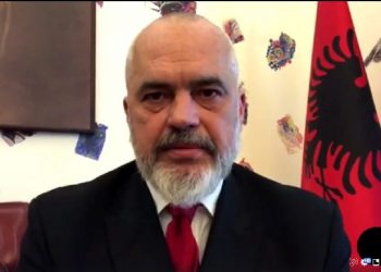 “Mjekët janë heronjtë e vërtetë”, Rama: Vala e dytë e koronavirusit do të jetë më agresive