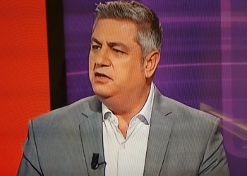 Futbolli është i ndaluar në vend, Shakohoxha zbulon prapaskenat: Ekipet e Superiores po stërviten fshehurazi