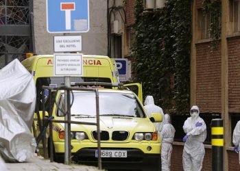 Spanjë/ Në pritje të lehtësimit të masave, shkon në 26 299 numri i viktimave nga COVID-19