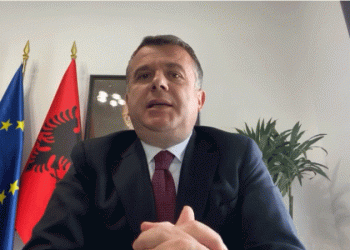 Shembja e Teatrit/ Balla jep reagimin e Komisionierit Várhelyi: Kompetencë e secilit shtet për teatrin e vet kombëtar