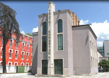 Andon Qesari, Genc Fuga, Agim Bajko dhe Eni Jani i bashkohen peticionit PRO ndërtimit të Teatrit të Ri