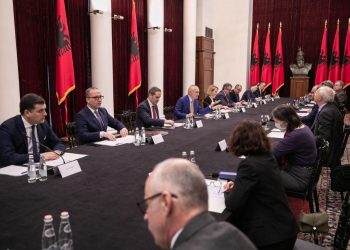 Nga platforma për negociatat tek reforma zgjedhore, zbardhen diskutimet mes Metës dhe ambasadorët e vendeve të BE