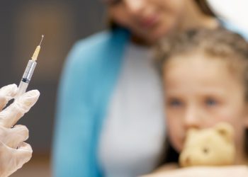 “Mungesa e vaksinave”, thirrja e OKB: Miliona fëmijë mund të mbeten pa u vaksinuar