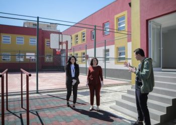 Veliaj inspekton përfundimet e punimeve në shkoll “1 Qershori”: Standartet si të Bashkimit Evropian
