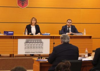 Dy muaj të pezulluar, më 3 qershor rinis procesi i Vetting-ut/ Ja kush është gjyqtarja e parë