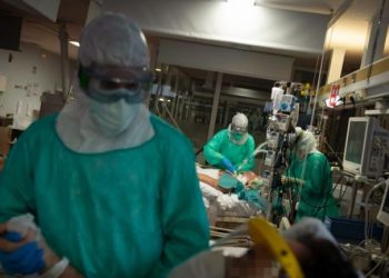 Studimi britanik/ Masat bllokuese shpëtuan miliona jetë nga COVID-19