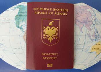 Pasaportat e skaduara/ Qeveria merr vendimin e rëndësishëm: Ja deri kur zgjatet afati