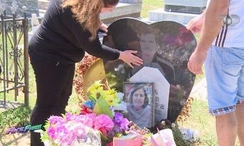 Roskovec/Ngatërrohen arkivolet: Në vend të një gruaje, varroset një burrë