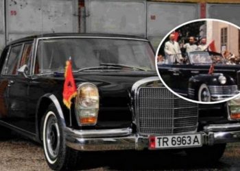 Publikohet VIDEO e rrallë e makinës së Enver Hoxhës, u prodhuan vetëm 25 copë në të gjithë botën