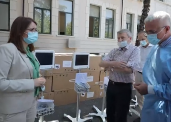 COVID-19/ Manastirliu në QSUT: 265 monitorë të rinj për reanimacionet, po rekrutohen 50 mjekë dhe infermierë për përballimin e fluksit