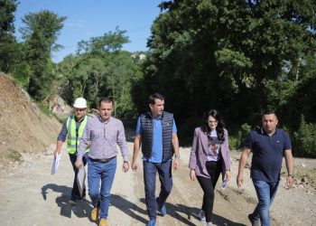 Nis ndërtimi i aksit të ri rrugor nga rrethrrotullimi në Mullet deri tek Ura në Qeha, Veliaj: Partia Nr. 1 është familja jonë
