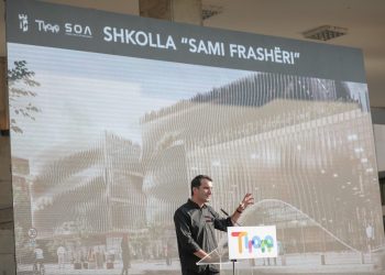 Prezantohet projekti i rindërtimit të shkollës “Sami Frashëri”, Veliaj: Dyfishim të hapësirave dhe infrastrukturë moderne