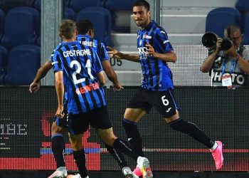 VIDEO/ Përmbysje spektakolare, Atalanta e Gjimshitit mposht Lacion e Strakoshës. Roma ia del në fund