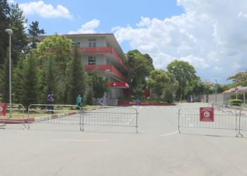 Shtohen infektimet në Shqipëri, 52 raste të reja dhe 36 të shëruar në 24 orët e fundit