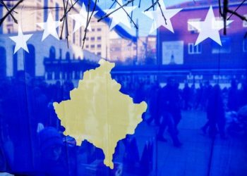 Përplasje SHBA-BE: Çdo marrëveshje ndërmjet Kosovës dhe Serbisë duhet të kalojë përmes Brukselit