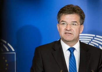 Dialogu Kosovë-Serbi “mollë sherri” për BE-SHBA/ Lajçak: Dyshoj se një marrëveshje e mirë arrihet pa BE-në