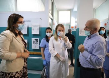 Manastirliu: 240 pacientë simptomatikë me Covid-19, po ndiqen nga mjekët e familjes