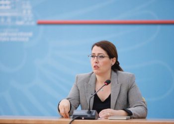 Ministrja Manastirliu premton: Nuk do kthehemi në izolim, por do shtohen rregullat dhe kontrollet