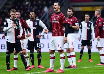 Juventus-Milan/ Rikthehet sonte futbolli italian, gjigantët në kërkim të finales