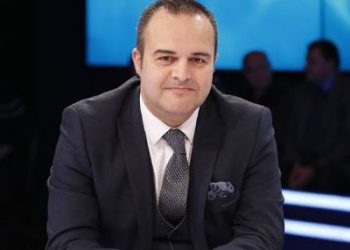 “Jemi përballë një formule të re”… mjeku komenton zbulimin e Oxfordit: Vdekshmëria e COVID-19 është shumë më ulët se…