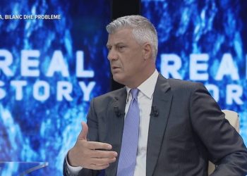 Zv.kryeministri serb hoqi flamurin e Kosovës nga zyra? Thaçi: Incidenti u sqaruam ishte çështje teknike