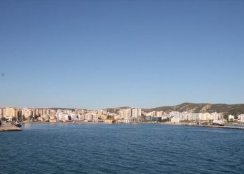 Kontrabandë mallrash nga Italia, arrestohen dy persona në Vlorë