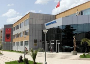 COVID-19 në Elbasan/ Infektohet juristja e universitetit “Aleksandër Xhuvani”