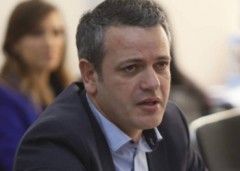 Covid-19/Infektohet kreu i grupit parlamentar të LDK në Kosovë bashkë me familjen: Do jem në izolim 2-javor!