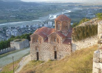 Zona muzeale e kalasë së Beratit/ Arrestohet 39- vjeçari, procedohet inxhinieri i Drejtorisë së Trashëgimisë Kulturore