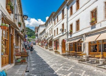 Faqja e njohur/ Magjia e qyteteve dhe fshatrave shqiptare