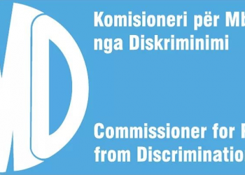 Tragjedia në Kombinat/ Komisioneri për Mbrojtjen nga Diskriminimi: Mbështesim hetimet nga Prokuroria, mediat të respektojnë kodin e etikës