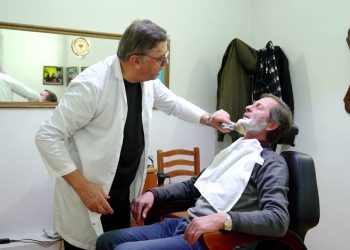 Humoristi shkodran ndahet nga jeta në moshën 54-vjeçare pas një sëmundje të rëndë