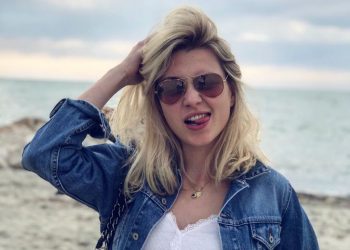 FOTOT/ Cila është vajza misterioze, e lidhur me Flori Mumajesin?