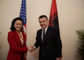 “Zgjedhorja”/ Balla pret ambasadoren Yuri Kim, detaje nga takimi në Kuvend