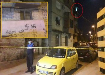FOTO: Kjo është banesa ku u gjetën të vetëflijuara nënë e bijë. Dëshmia e vëllezërve të gruas pasi mbante vajzën e vdekur në shtëpi