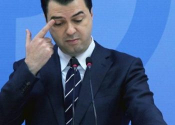 Totalitarizmi i induktuar i LBPD për listat e hapura: 0% ose 100%!