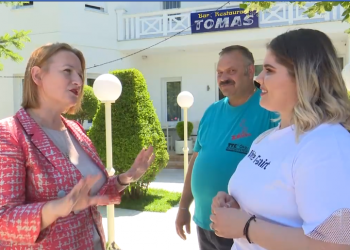 Denaj, takime në Korçë: Deri në 2029, tatimfitimi do të jetë zero dhe pragu i TVSH-së do të shkojë në 10 milionë lekë