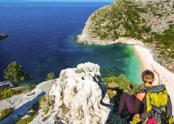 Pushime në kohë pandemie/ Shqiptarët ikin në Turqi, vendin tonë e vizitojnë turistë nga Ukraina, Polonia, Bjellorusia
