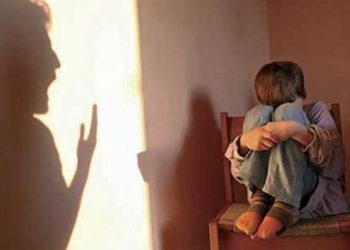 Tronditëse në Kosovë, babai mbyll 4 fëmijët në bodrum dhe i lë pa bukë e ujë për dy ditë