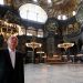 Përpara rihapjes si xhami, Erdogan viziton Hagia Sophia