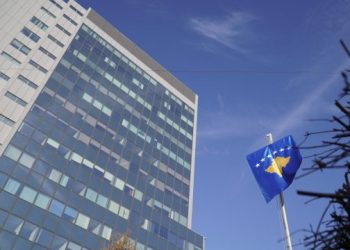 Shkon në 75 numri i viktimave nga COVID në Kosovë/ Sot hyjnë në fuqi masat e reja të qeverisë
