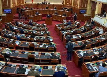 Sot mblidhet Kuvendi/ PS e vendosur në bllok për “5 qershorin”, kurse opozita parlamentare…