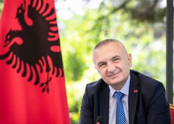 Meta uron besimtarët myslimanë për Kurban Bajram me fjalët e profetit Muhamed dhe bën apel për kujdes