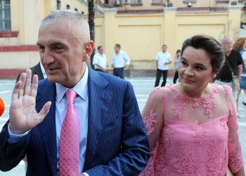 Foto/ Monika Kryemadhi arkëton 137 mijë euro gjatë vitit 2019, presidenti Meta merr overdraft