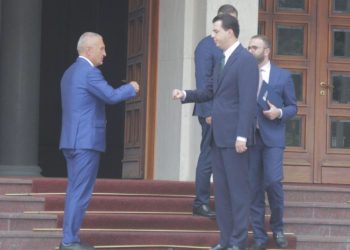 “Telefoni i prishur” i së hënës, si prelud i dështimit