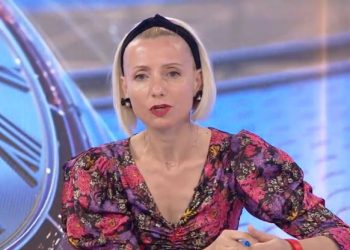 “U rrëzova në korridor, nuk merrja frymë”, mjekja shqiptare tregon tmerrin nga COVID-19: Bëra skaner mushkërish dhe…