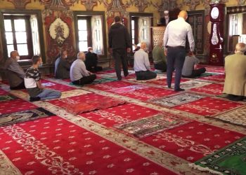 Pezullohet manifestimi i faljes së Kurban Bajramit, kreu i myslimanëve pozitiv me Covid-19